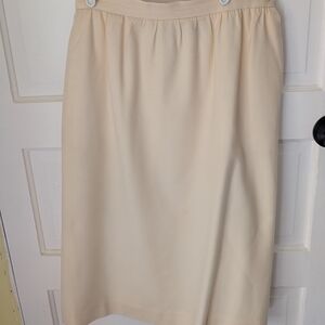 JH Collectibles Elegant Cream Pencil Skirt